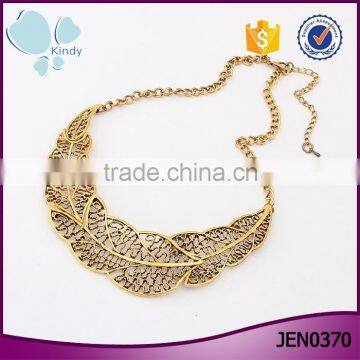 Alibaba online shop vintage hollowed-out gold leaf necklace