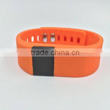 2015 Top Selling Silicone Fitness Sport Bracelet With Healthy Vibrating Alert