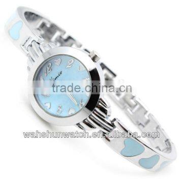 hot sell fashion heart dial alloy band lady watch