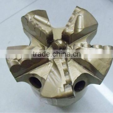 PDC drilling bits