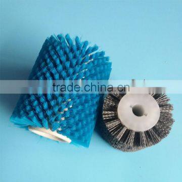 Nylon abrasive cleaning brush roller