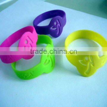 Fashionable Hollow silicone wristband