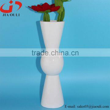 Popular hot sale white small ceramic handicraft vase, ceramic vase