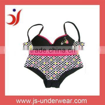 genie bra with pads
