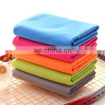 Custom logo Wholesale promotional colorful microfiber beach/sport towel