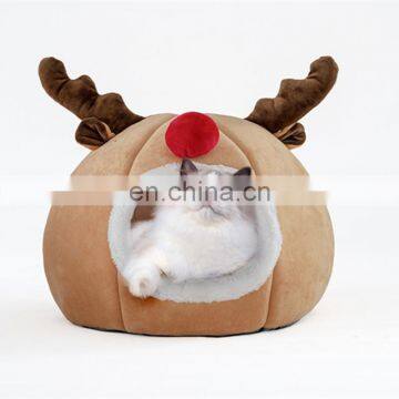 christmas deer cat gatto kitty bed house cave