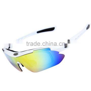 YUANJIU Polarized Anti-UV Cycling Running Sports Sunglasses with 5 Exchangeable Lenses