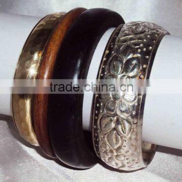 Floral Design Brass Bangle Set of 2 Pieces, Metal Women Bangle 10274 photo-2