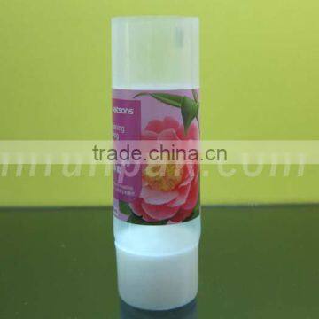 Lip gloss container