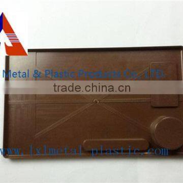 PLASTIC SERVING TRAY/ PLASTIC SERVING TRAY WITH SECTIONS