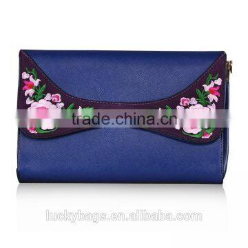 Women bag for evening parties leather messenger bag with embroidery