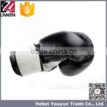 Giant Boxing Gloves Custom Logo Boxing Gloves With Breathable Mesh photo-2