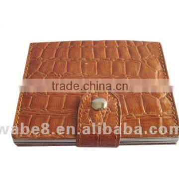 Fashionable design and softable feel. Leather cigarette case for women.