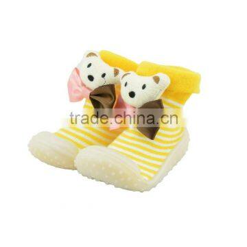 Factory Wholesale Funny Skidders Thick Rubber Sole Cheap Baby Shoes photo-4