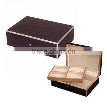 Fancy Lacquer Jewellery Box photo-3