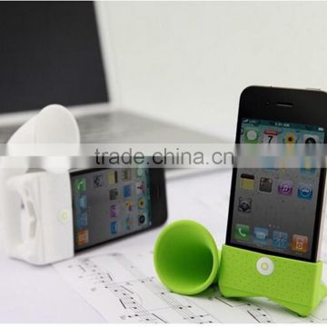 Fashional horn shape silicone mobile loudspeaker for Iphone