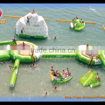 2015 New Designed Giant Inflatable Water Park