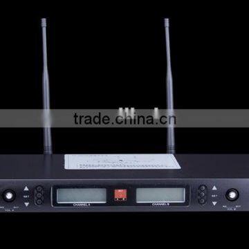 Professional KTV UHF Wireless Microphone,Dual Channel UHF Wireless Microphone,Outdoor Performance Wireless Microphone