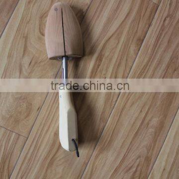 Red Cedar wood with Straight handle shoe stretcher/shoe tree