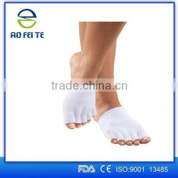 2015 New Products Wholesale Custom Unisex Anti-slip Gel Toe Socks