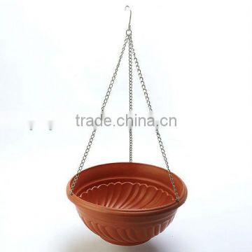 round plastic flower pot