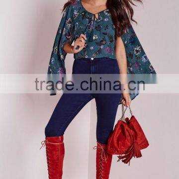 2016 Latest Fashion Design Lady Printed Cape Sleeve Tie Front Blouse photo-4