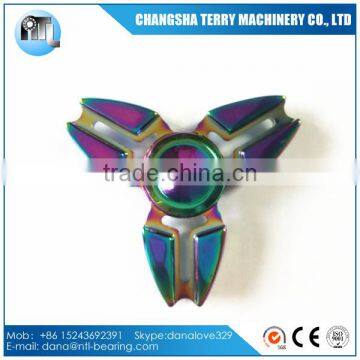 2017 new type rainbow crab Triangular Hand fidget Spinner with steel bearing