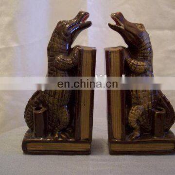 custom polyresin animal alligator bookend