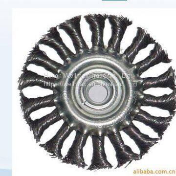 Twisted wire wheel brush