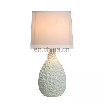 Good Item Cheap Modern Table Lamps Custom Relief Surface White Matte Office Ceramic Lamps for Table Decoration photo-2