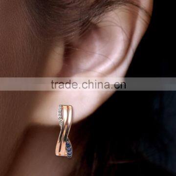 14K Rose Gold Earring With Diamonds and Sapphires photo-2