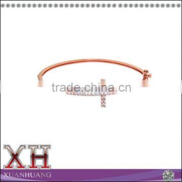 Hot Sale China Sterling Silver Shiny CZ Micro Pave Wholesale Cross Bangle