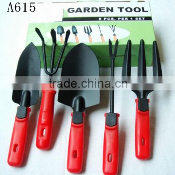 hand held gardening tools