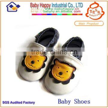 wholesale tiger fashion soft leather shoes baby picture