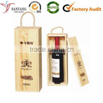 Rope on top and pull open wooden box for single wine