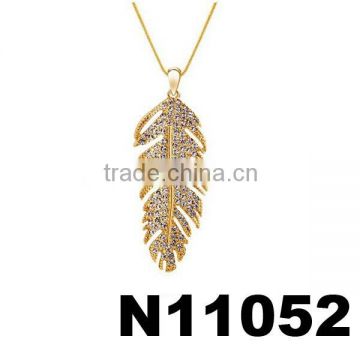 fashion artificial gold plated rhinestone leaf necklace