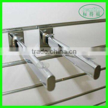 Metal shelf support bracket for holding glass