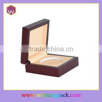 Custom Design Brown Matte Lacquer Wooden Gold Coin Box For Gift