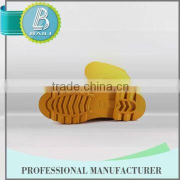 Top 10 Customised Designs Removable Rain Woman Flat Sole Boots