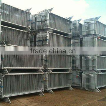 Galvanized or Powder Coated Crowd Control Barrier/ Temporary Fence Barrier/steel Pipe Barrier photo-4