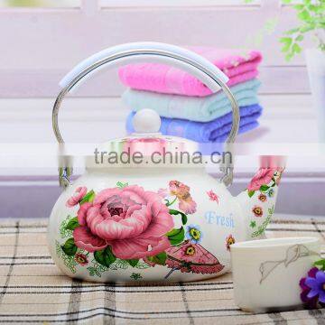 Wholesale Fashion and Elegant Kitchen Cookware With 2.5L Custom Tea Kettle