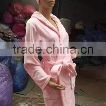 Gaoyang Factory Cheap Microfiber Bath Robe With Hair-drying Cap photo-3