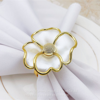 Bulk Wholesale Design Plastic Silver Gold White Flower Napkin Rings for Wedding Table