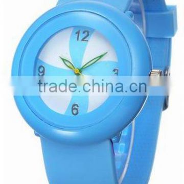 2011 wholesale fashion bright color silicon jelly watches