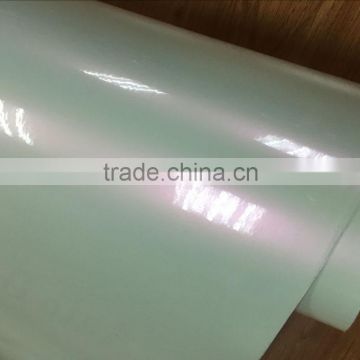 popular white chameleon pearl vinyl film with air free bubbles