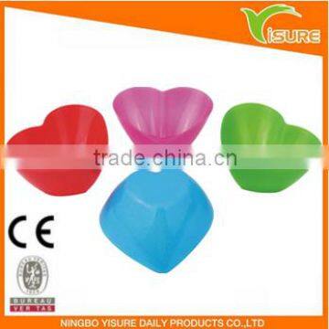 Plastic Colorful Heart Shape Bowl