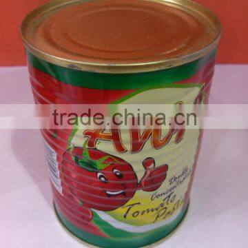 Canned tomato paste