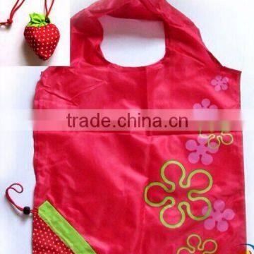 190T Polyester foldable strawberry Bag for shopping