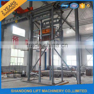 Warehouse Hydraulic Freight Lifts for Loading Goods