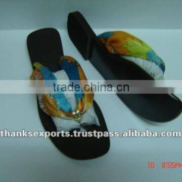 ladies flat slipper